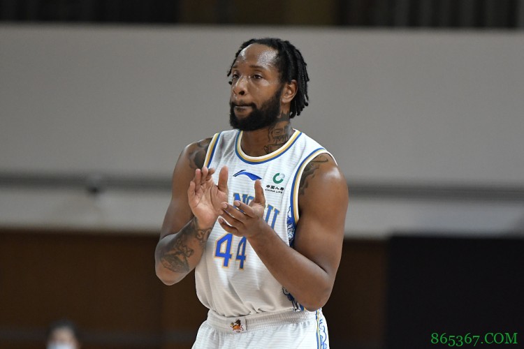 宋翔:青岛外援威尔斯&约翰逊计划在近期飞抵中国