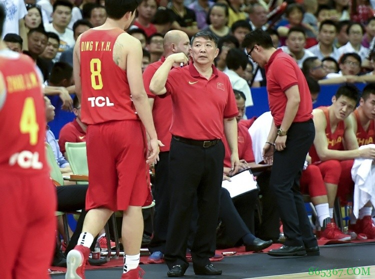 丁彦雨航英雄回归 英雄背后的辛酸苦累又有几人知?