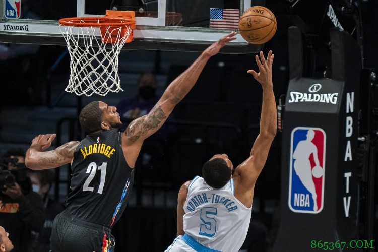 纳什:阿尔德里奇今日轮休 克拉克斯顿因生病缺席本场比赛