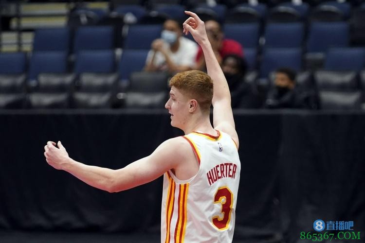 名记:许尔特和老鹰达成4年6500万美元的提前续约合同