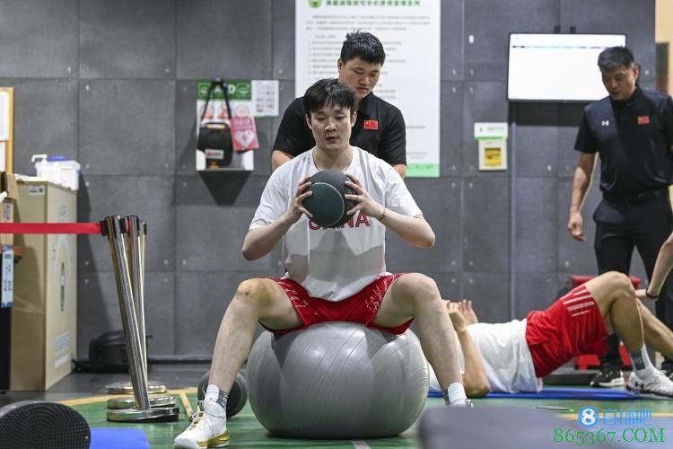 丁彦雨航英雄回归 英雄背后的辛酸苦累又有几人知?