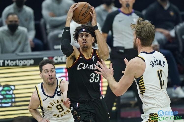 名记：布罗德里克-托马斯和凯尔特人签双向合同