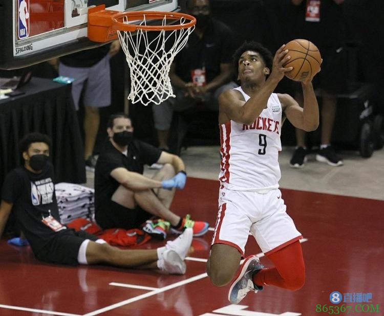 希望之火!全新火箭队季前赛首秀亮点频现
