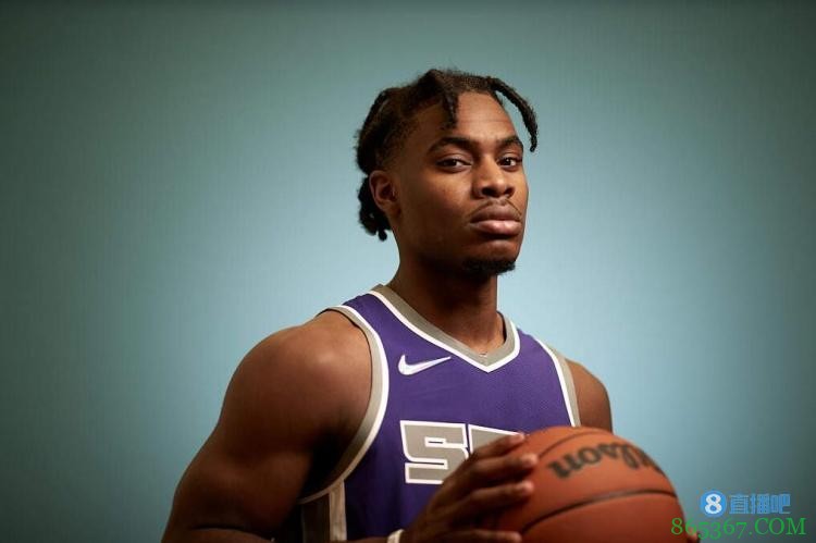 福克斯：戴维恩-米切尔的防守跟贝弗利&斯玛特&霍勒迪一个级别