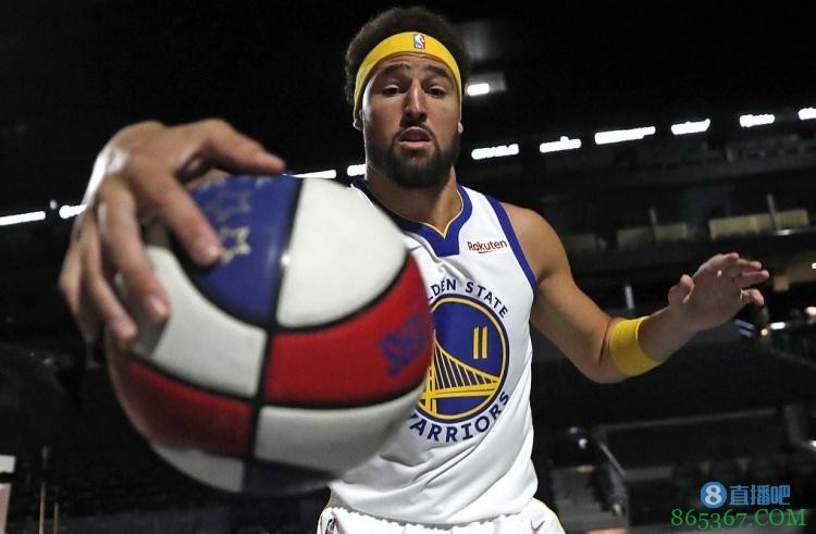 克莱谈发带造型:上次戴发带打破了纪录 希望新赛季延续势头