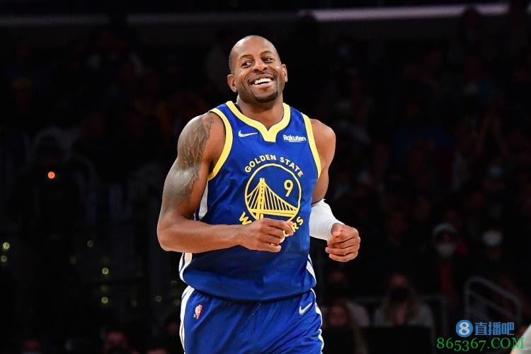 克劳福德：看到一哥身穿勇士球衣就感觉有内味了