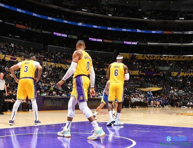 沃格尔:预计三巨头本赛季的场均上场时间都在30分钟左右