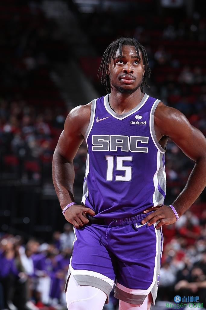 【今日菜鸟观察】六号秀基迪18+10两双率队击败湖人