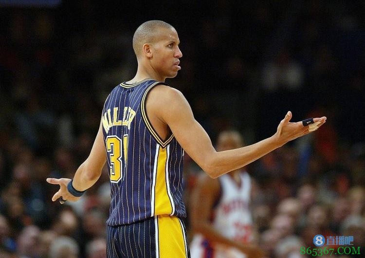 雷吉-米勒:我生涯近一半的罚球是骗防守者起跳之后获得的