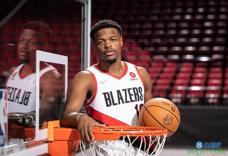 DSJ:最大的问题就是伤病 在NBA你打不了就会有下一个人补上