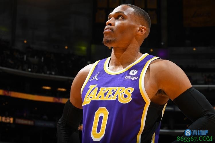 状态不错！威少首节砍下8分2板3助1断1帽