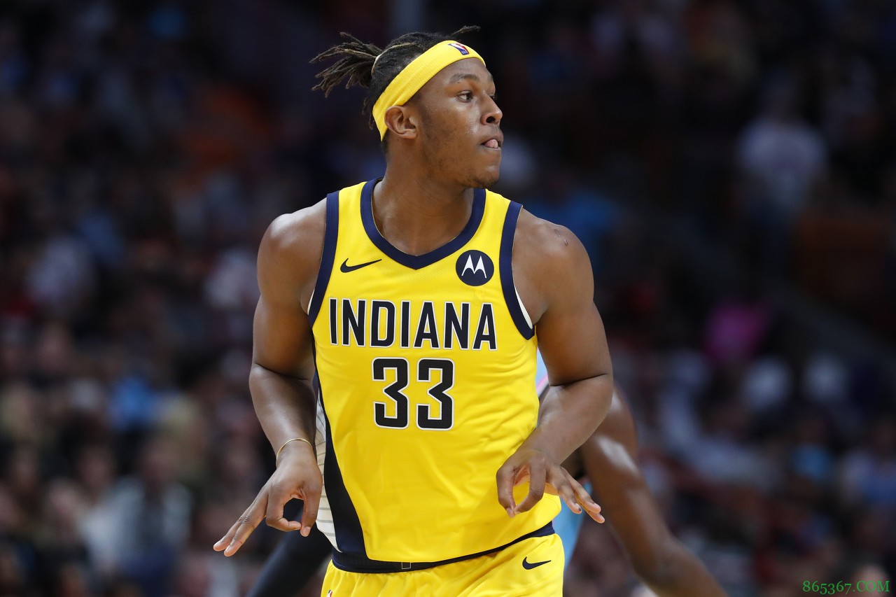 特纳40分创生涯得分新高 队史自08年来首位砍下40分10板球员