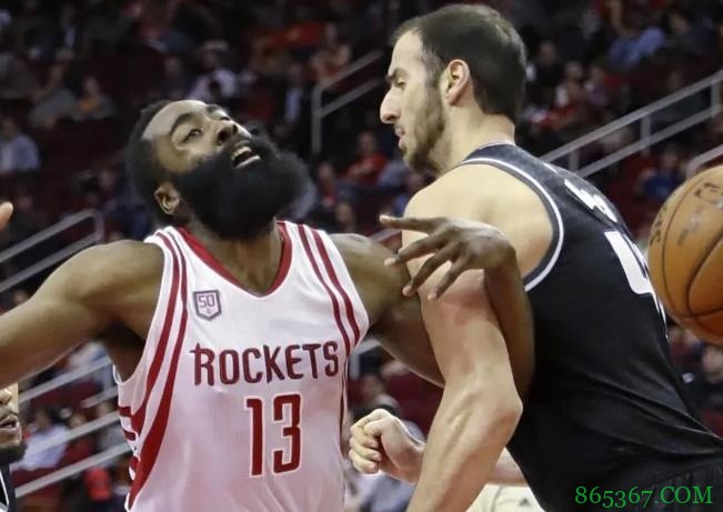 碰瓷≠罚球了！潮水退去 被逼裸泳的哈登要跌落神坛了？