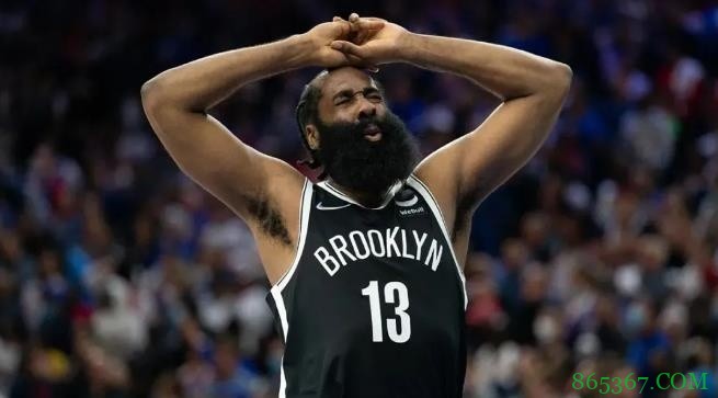 碰瓷≠罚球了！潮水退去 被逼裸泳的哈登要跌落神坛了？