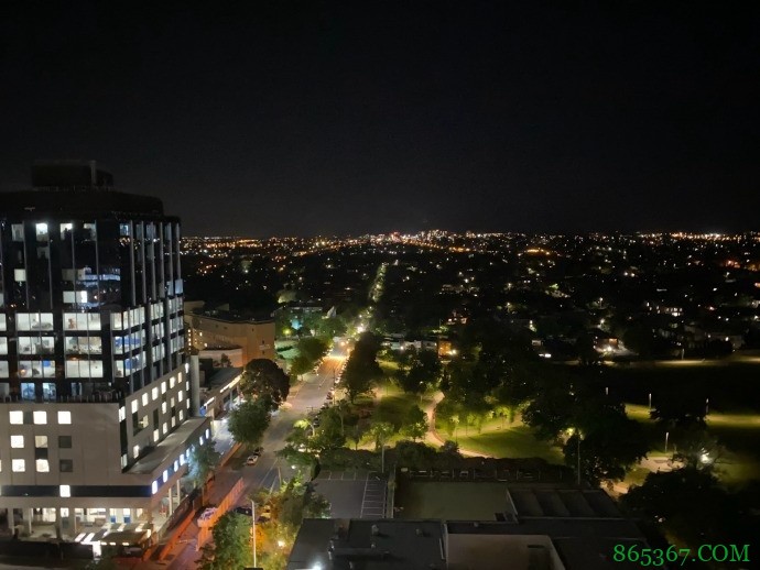 周琦提前解除隔离 明天开始加入凤凰队备战季前赛