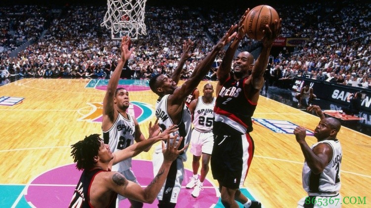 防守第一的热火能夺冠?盘点三分球时代单季防守效率最强10队