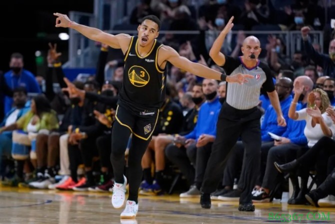 苏群专栏 | 勇士这么神勇，汤普森回来还了得？