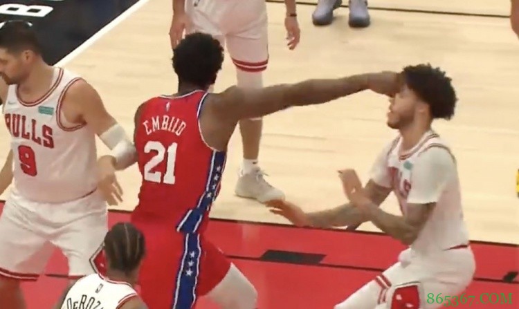 拉文谈恩比德险些击中球哥面门:每个人都知道他不是故意的