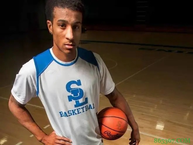 大器晚成的“小”佩顿，又被勇士捡到了