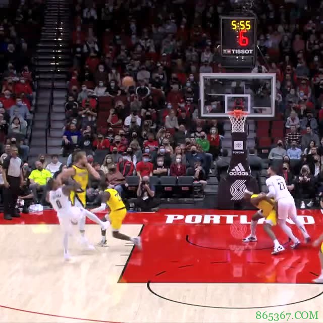 ?麦科勒姆27+6 鲍威尔25分 小萨15+12 开拓者逆转步行者