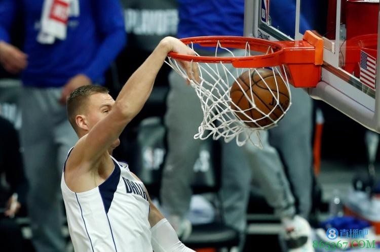 波津：能上场帮助球队的感觉真好 今天一起床就准备好复出了