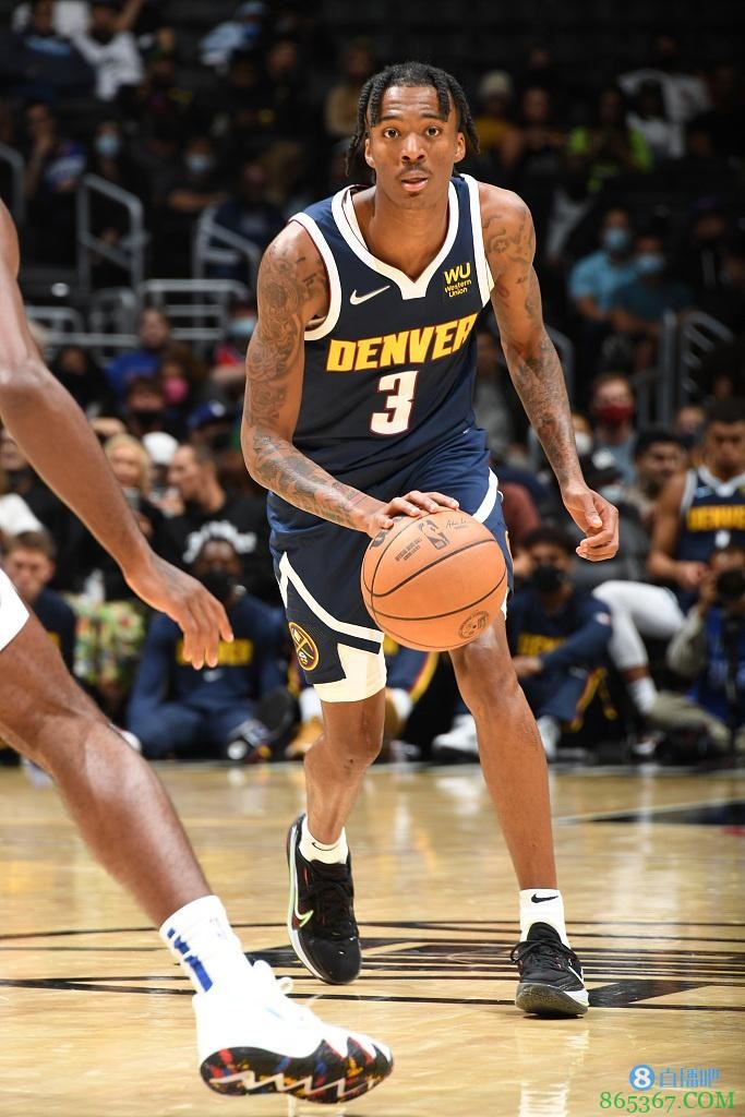 【今日菜鸟观察】杰伦-格林9+2+2 湖人里夫斯10+6+3