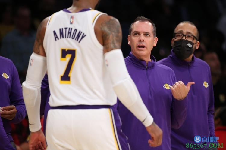 沃格尔谈安东尼几年前险些无球可打:我从来都不理解这事