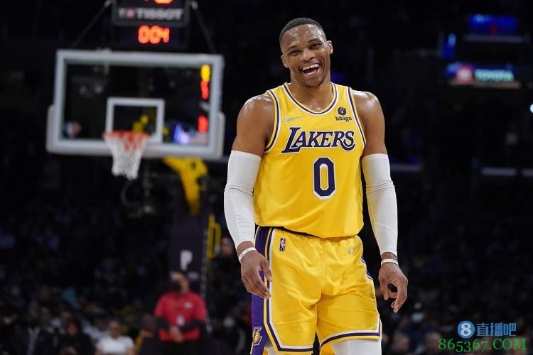 威少砍赛季个人第2个三双 生涯第186个