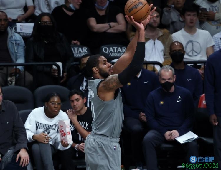 阿德：我还在适应这种“不做任何吹罚”的判罚尺度