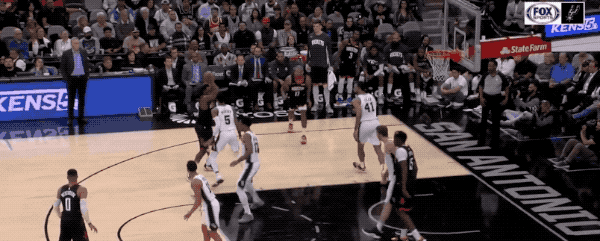 碰瓷≠罚球了！潮水退去 被逼裸泳的哈登要跌落神坛了？