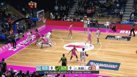 ?统治力!周琦23分钟11中8爆砍22分6板4帽