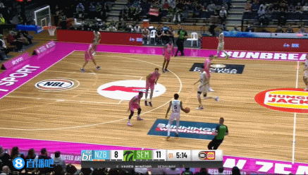 ?统治力!周琦23分钟11中8爆砍22分6板4帽