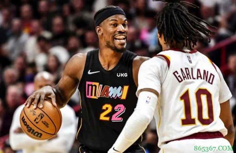 苏群NBA东部季后赛首轮预测:篮网4-2绿军 76人2-4猛龙