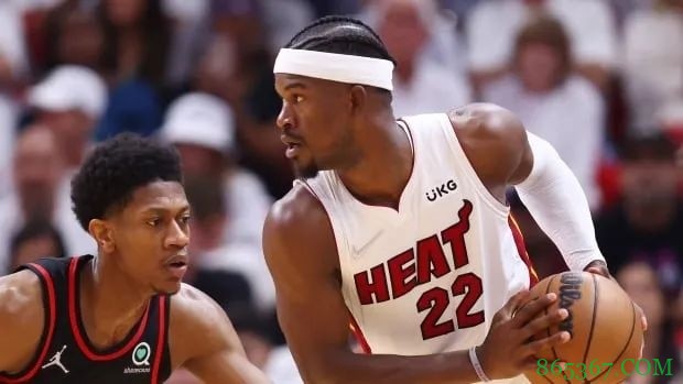 中锋吉米·巴特勒的45分；灰熊的壮士断腕；布克的伤与鹈鹕的反击