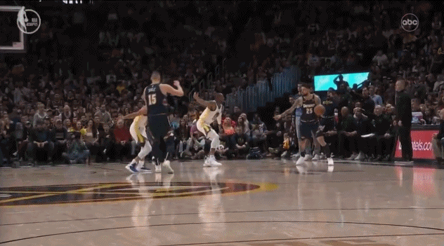 【篮图篮趣】库里:天塌下来?不是个儿高的顶吗?