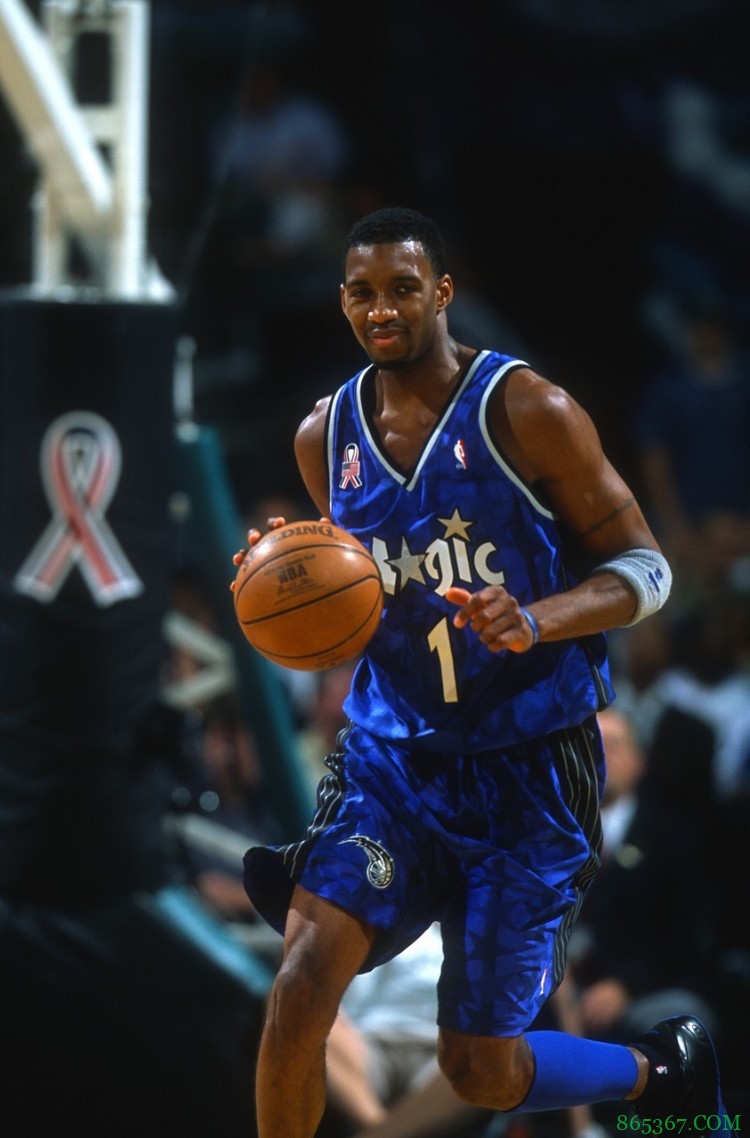 麦迪:魔术生涯场均40分钟左右 季后赛则是双倍消耗 这累垮了我