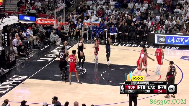 ?附加赛-莺歌30+6+6 雷吉27+7+8 鹈鹕击沉快船登季后赛末班车