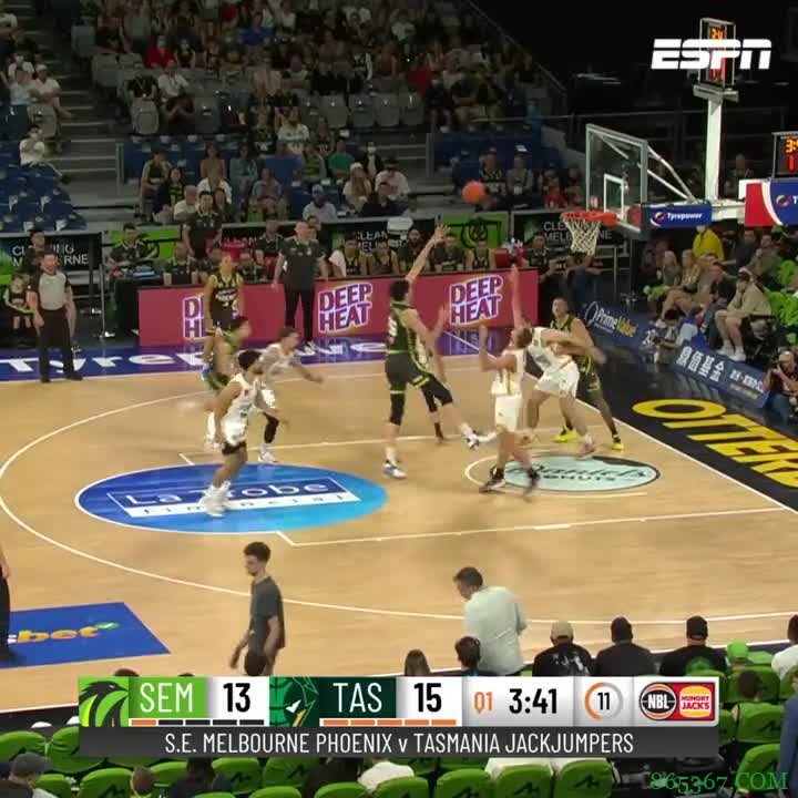 ?NBL-周琦9+4 克里克27+7 麦克维26+9 凤凰负蚂蚁无缘季后赛