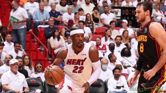 ?邓罗27分&8记三分 巴特勒21+6 吹杨仅8分 热火擒鹰1-0领先