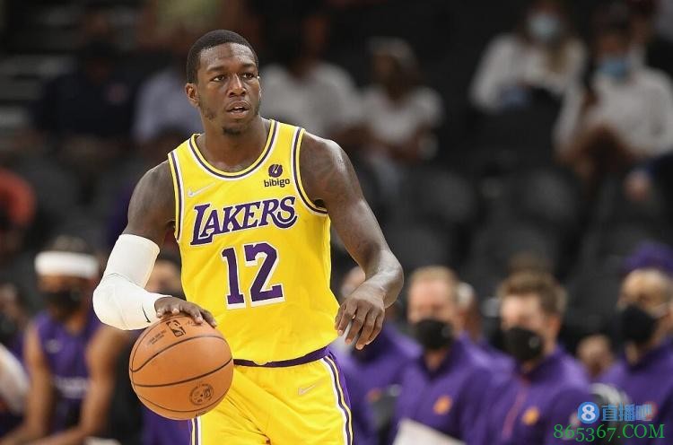 湖人记者Q&A:斯奈德是最现实主帅人选 相比蒙克追求侧翼更关键