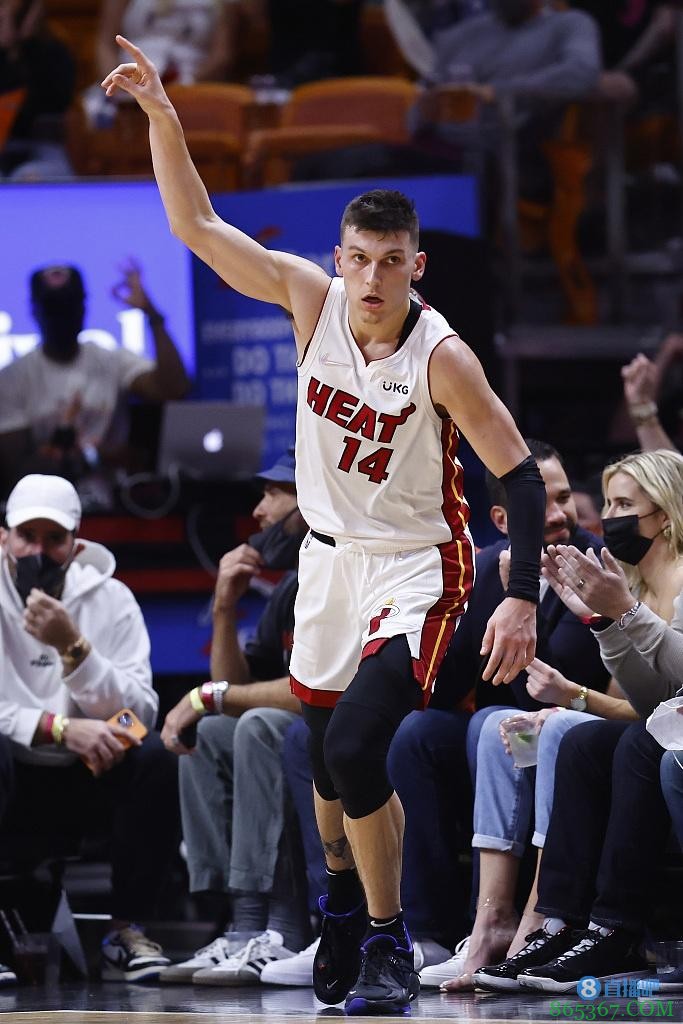 常规赛各大个人奖项预测：约基奇MVP，26年后DPOY重归后卫