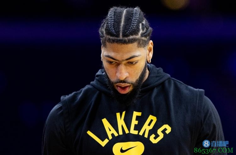 美记：19年快船并不想要浓眉 因为感觉他不是领袖球风也偏软