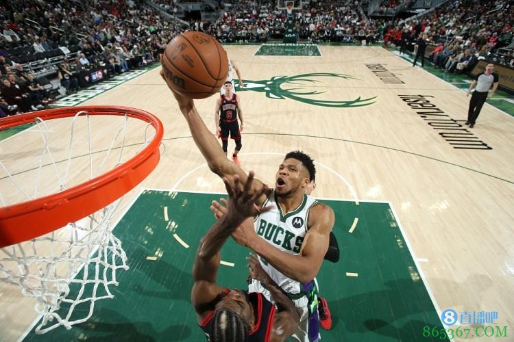 独木难支！字母哥20中11砍33分18板9助1断2帽