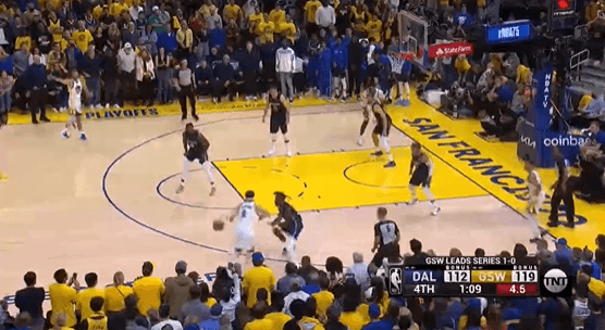 苏群专栏:西决G2 勇士大逆转 可不靠三分