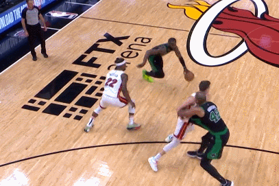 东决MVP我也有份！从筹码到非卖品的布朗助绿军勇夺天王山