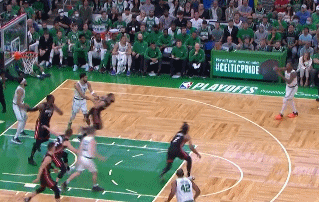 东决第三战，更好的球队赢了，这很公平