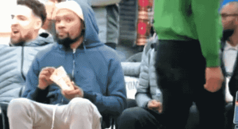 老将凯文-卢尼，其实才26岁……