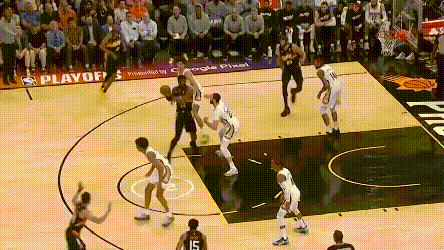 太阳的双塔奇兵