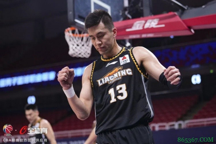 苏群专栏:是谁把郭艾伦和赵继伟对立起来?