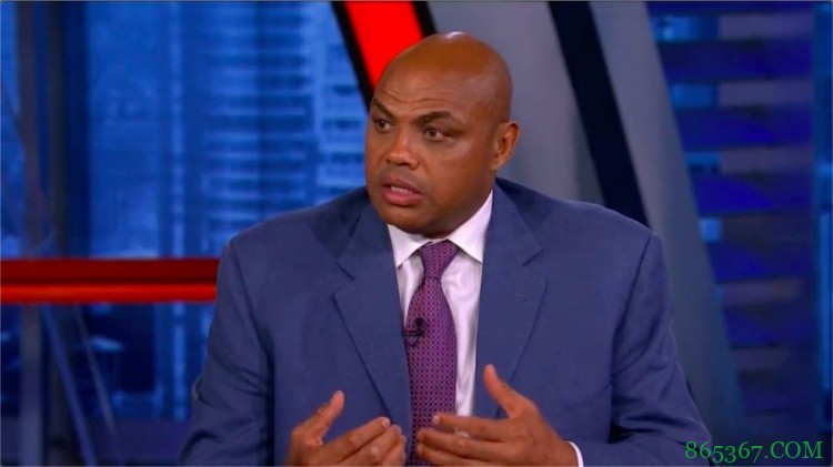 巴克利：锡安和浓眉一样总是受伤 这让队友失望了 你TM得打球啊